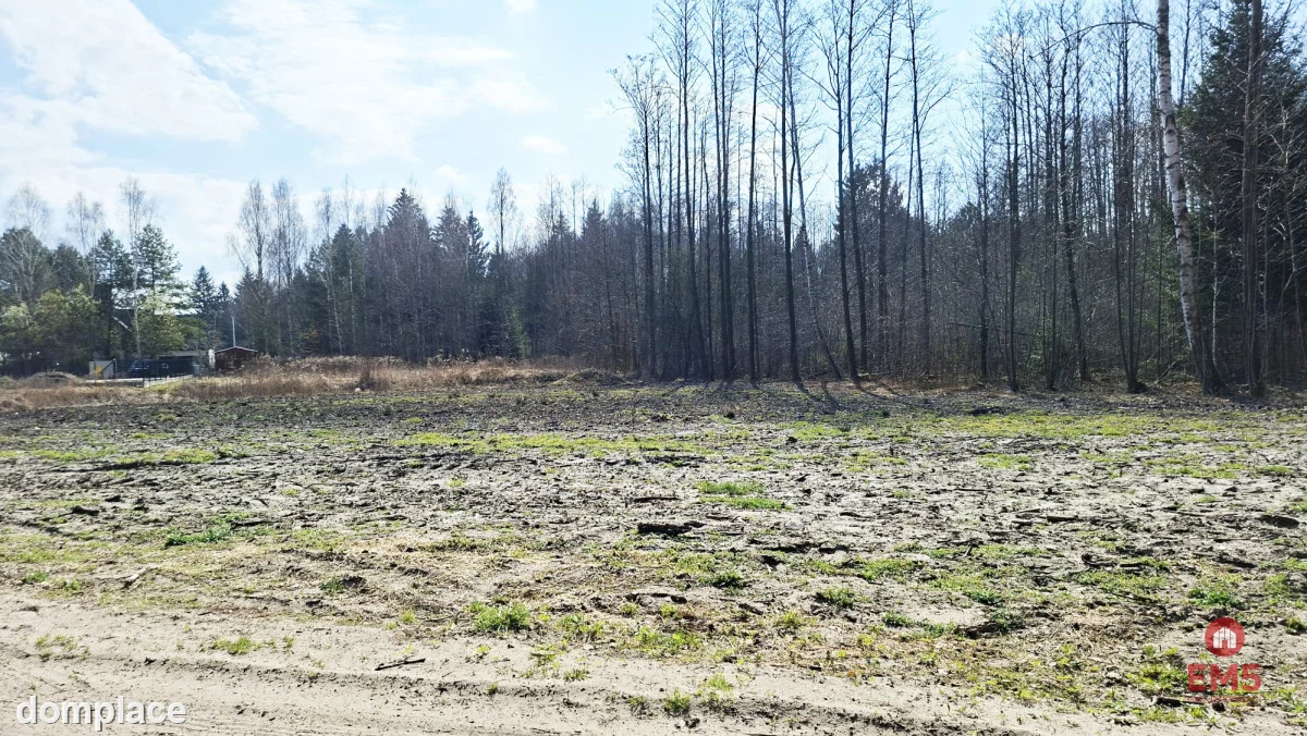 Działka budowlana pod lasem. 1085 m2 — zdjęcie 2