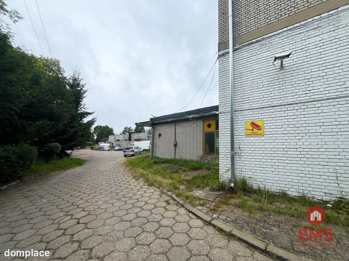 Hale produkcyjne, magazyny, biura — zdjęcie 10