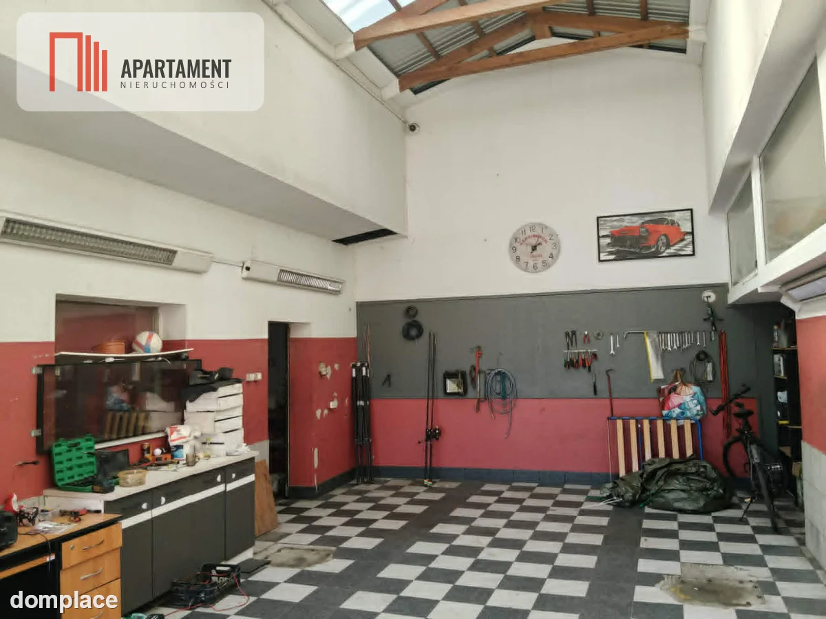 Lokal pod usługi komercyjne z parkingiem — zdjęcie 5