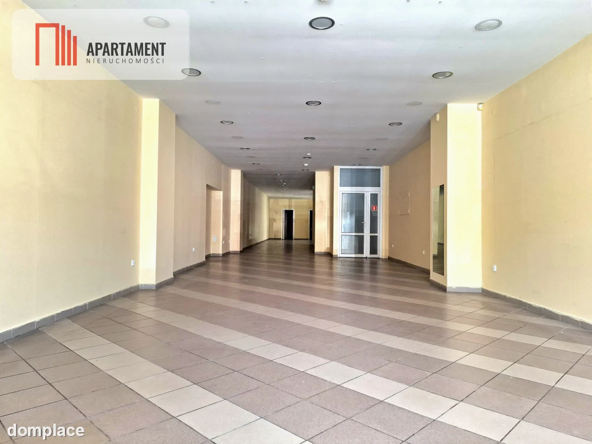 Lokal 130 m² z witryną Rynek centrum Starogard Gd — zdjęcie 5