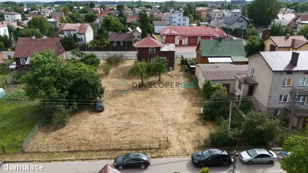 Drewniany dom do remontu, działka 951 m2 — zdjęcie 3