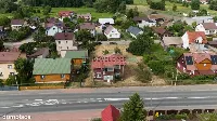 Drewniany dom do remontu, działka 951 m2 — zdjęcie 2
