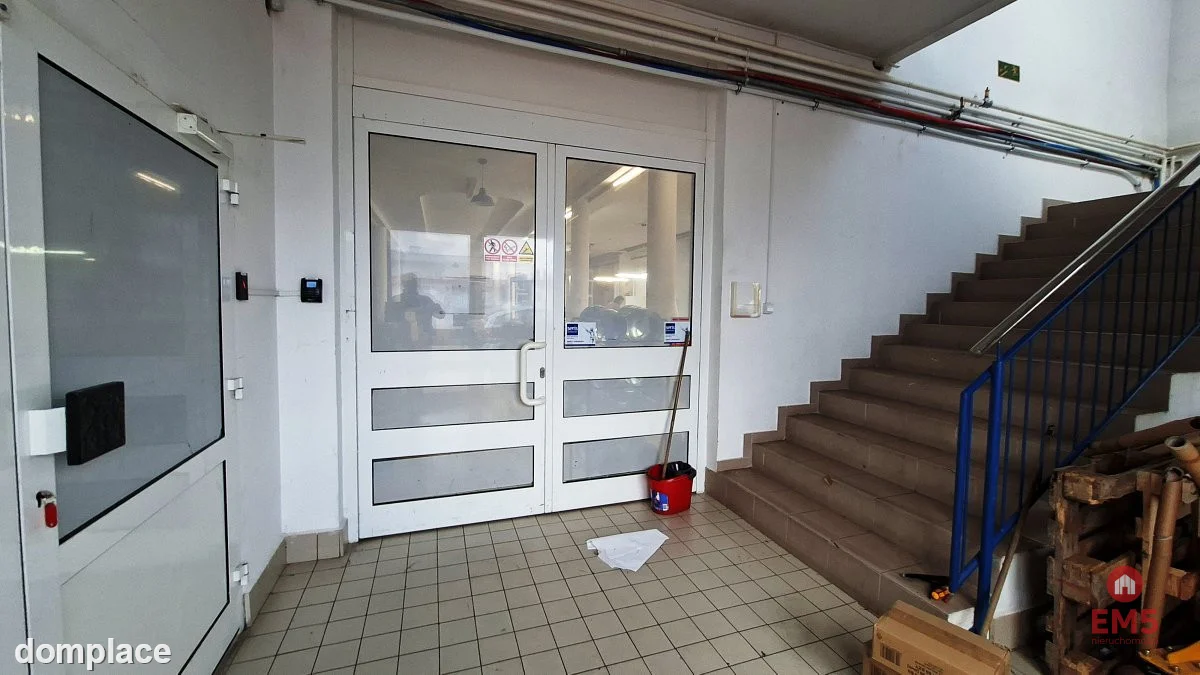 Lokal użytkowy 300 m2 na wynajem — zdjęcie 13