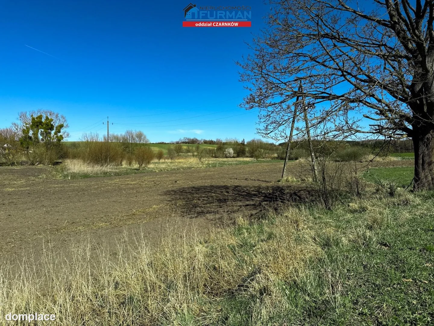 Działka — Łomnica
