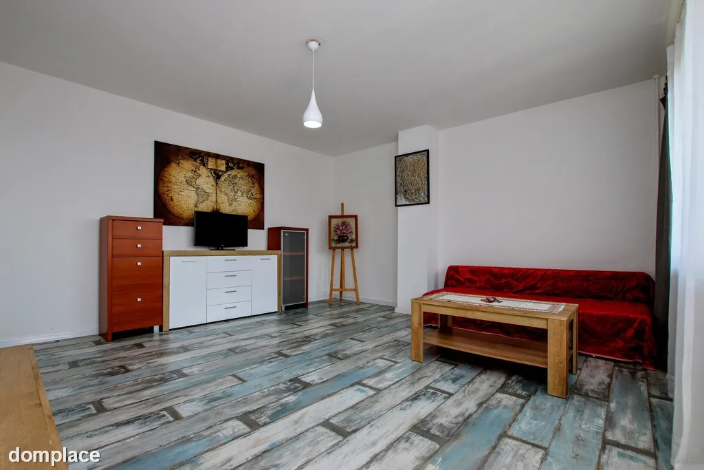 dwa niezależne pokoje, loggia, dostępne od zaraz