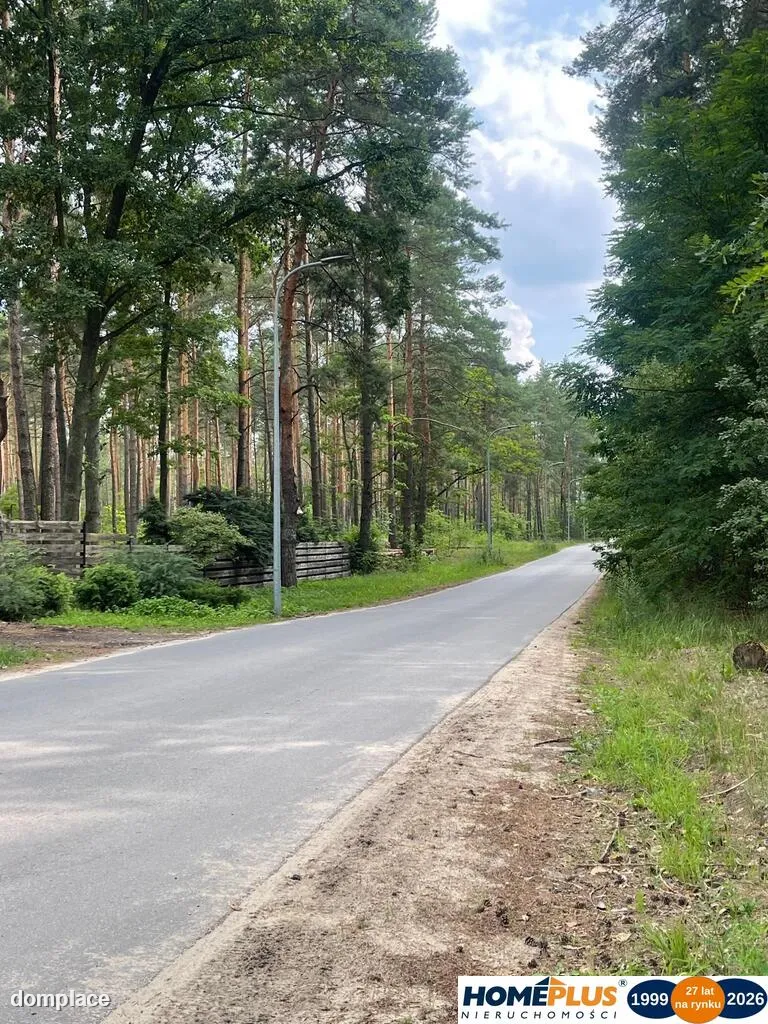 Działka leśna z pozwoleniem na budowę.