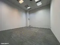Lokal handlowo-usługowy 16 m2 w centrum — zdjęcie 2