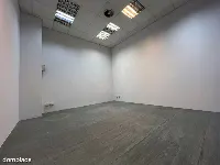 Lokal handlowo-usługowy 16 m2 w centrum — zdjęcie 3