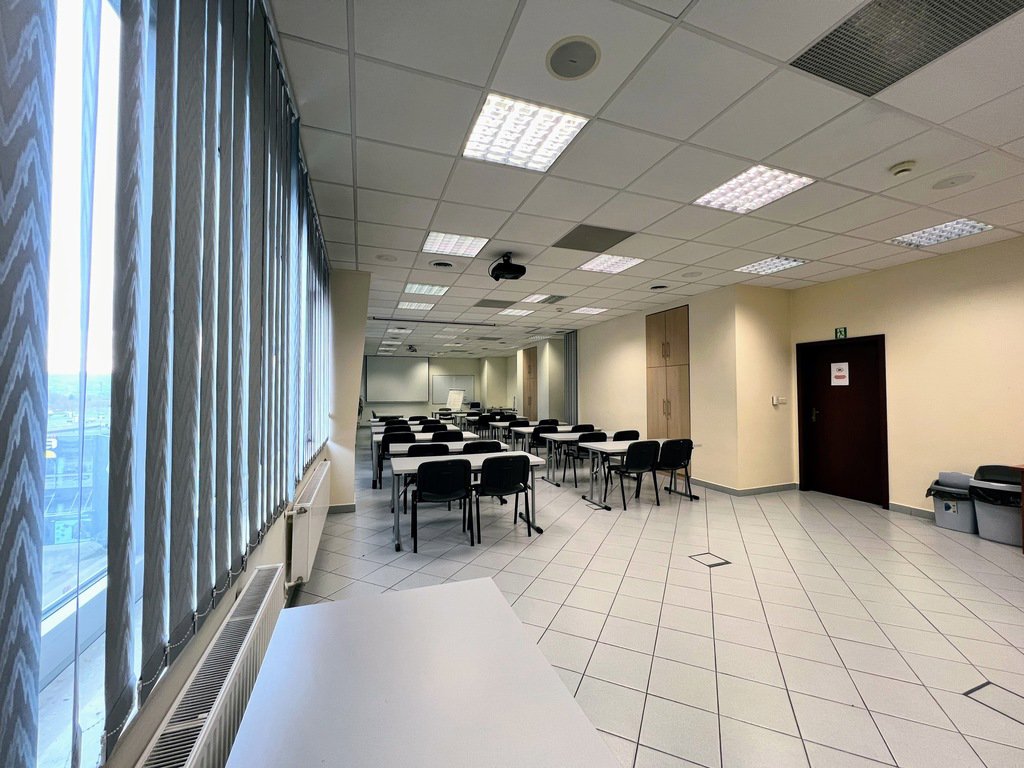 Do wynajęcia kondygnacja o pow. 224 m2