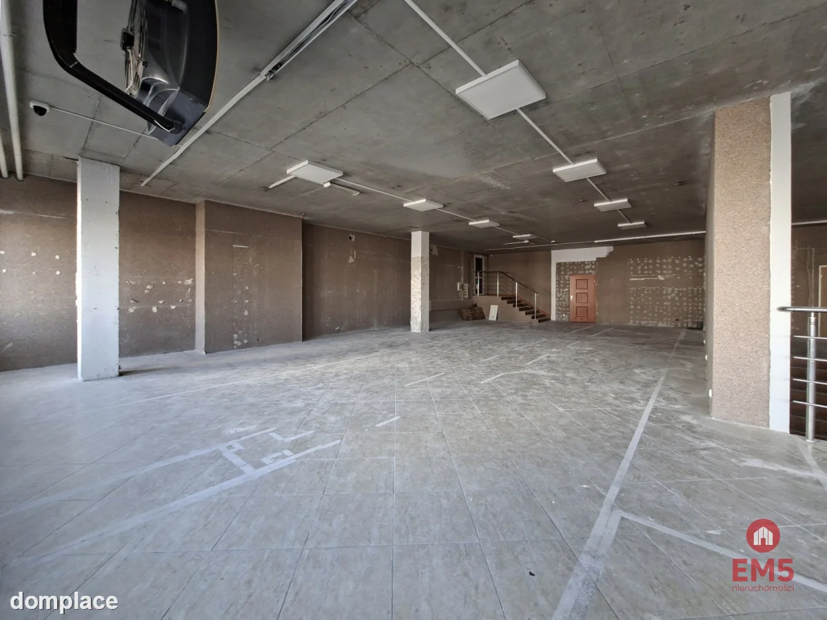 Lokal użytkowy 490 m2. Nowe Miasto. — zdjęcie 5