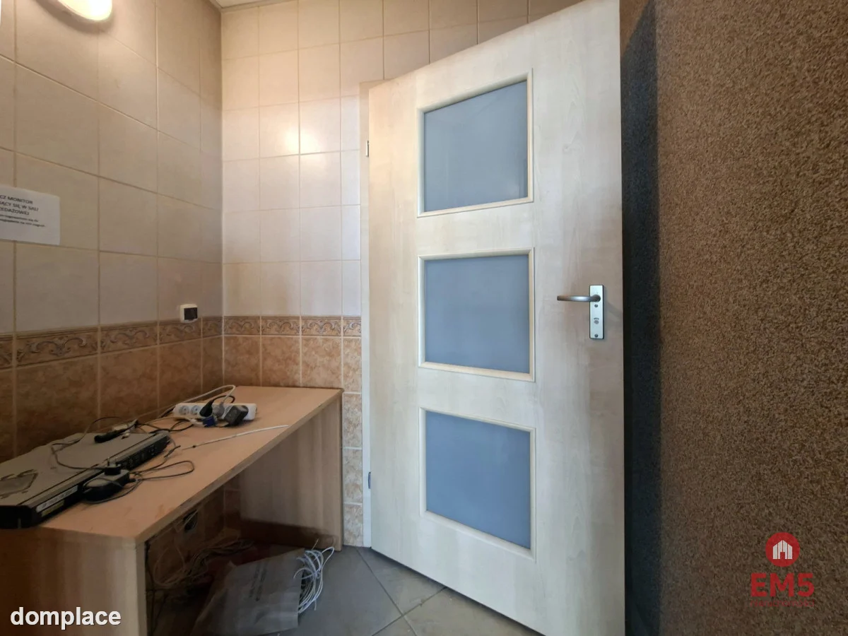 Lokal użytkowy 490 m2. Nowe Miasto. — zdjęcie 7