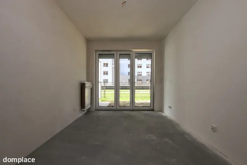 z tarasem, przynależne miejsce post., kom lok.
