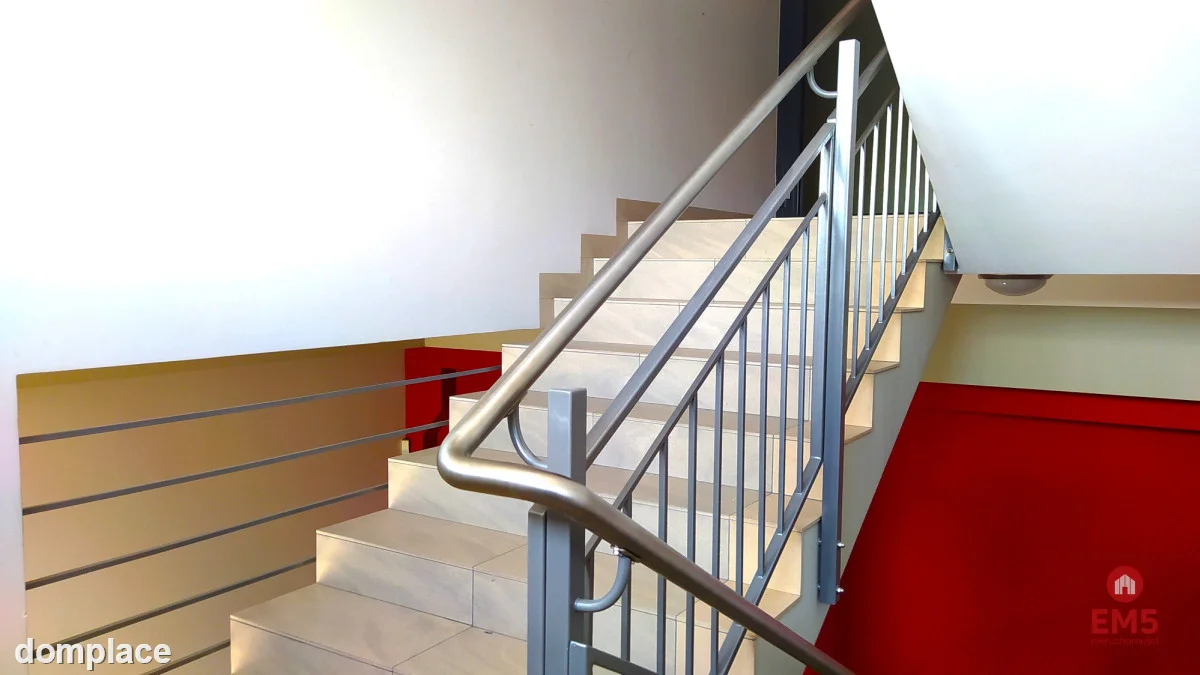 Lokal użytkowy 400 m2 — zdjęcie 3