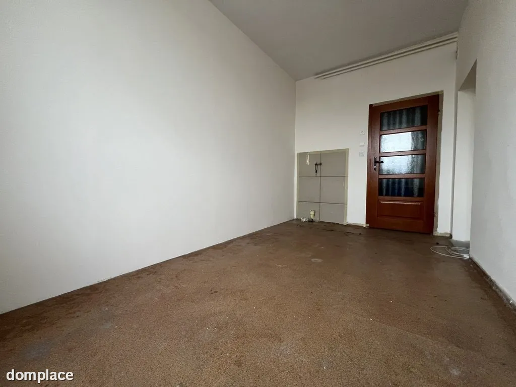 Lokal 12 m2 Okulickiego, dostęp do wody — zdjęcie 3