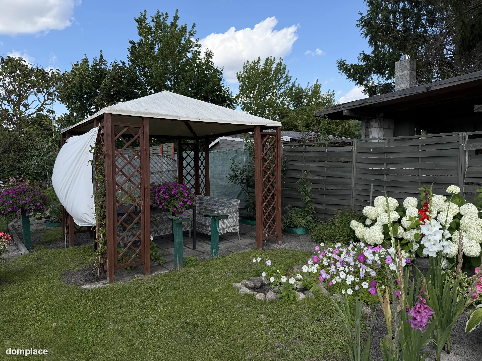 Działka rekreacyjna ROD 529 m² – z altaną, szklarnią i nasadzeniami — zdjęcie 15