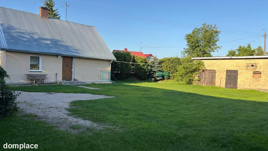 Dom z działką 1317 m2 w Bakałarzewie