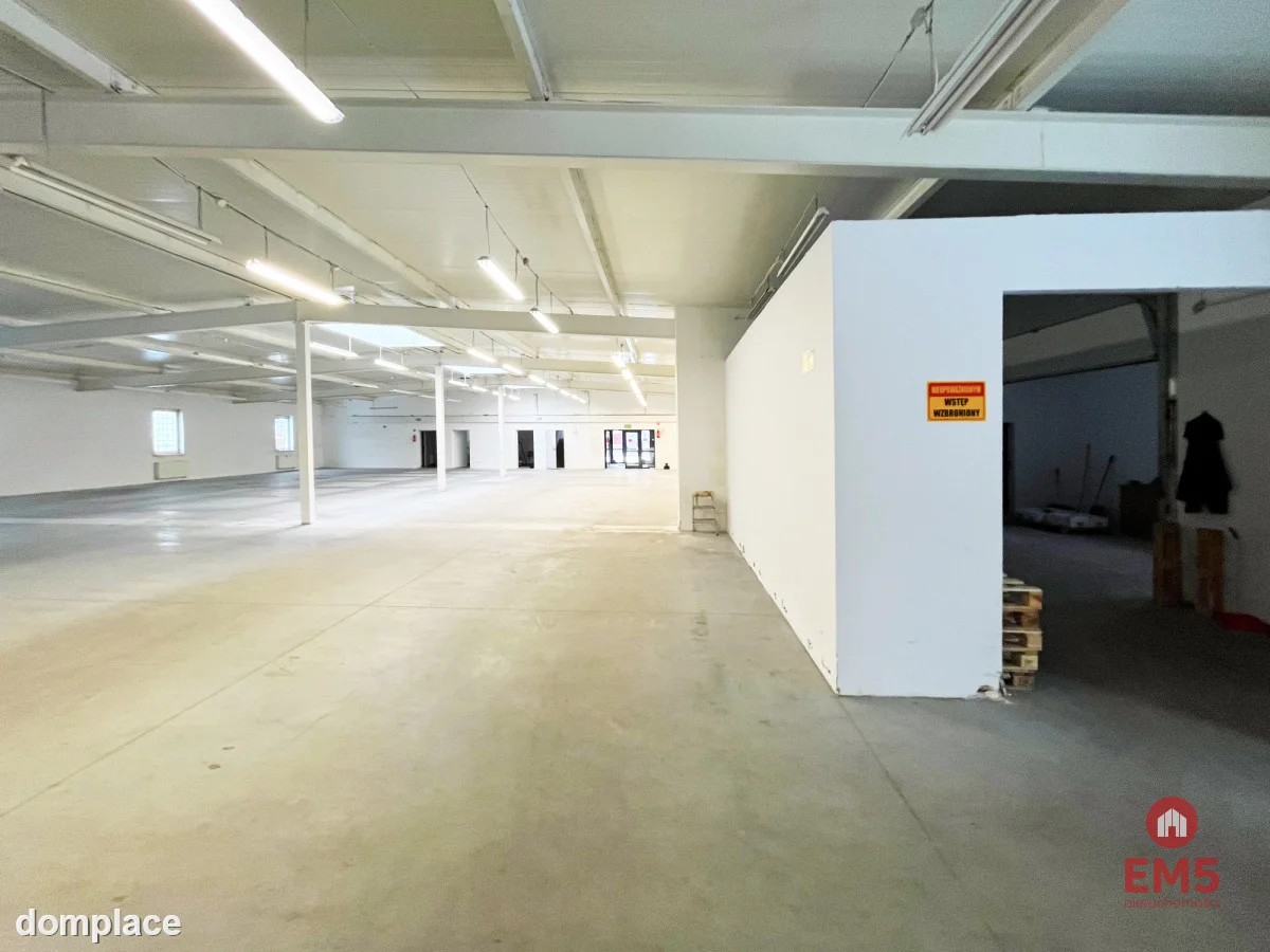 Pow. 1100 m2 przy Parku Handlowym — zdjęcie 10