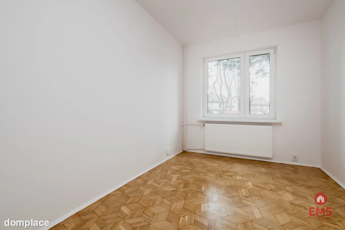 Wysoki parter z balkonem — zdjęcie 3