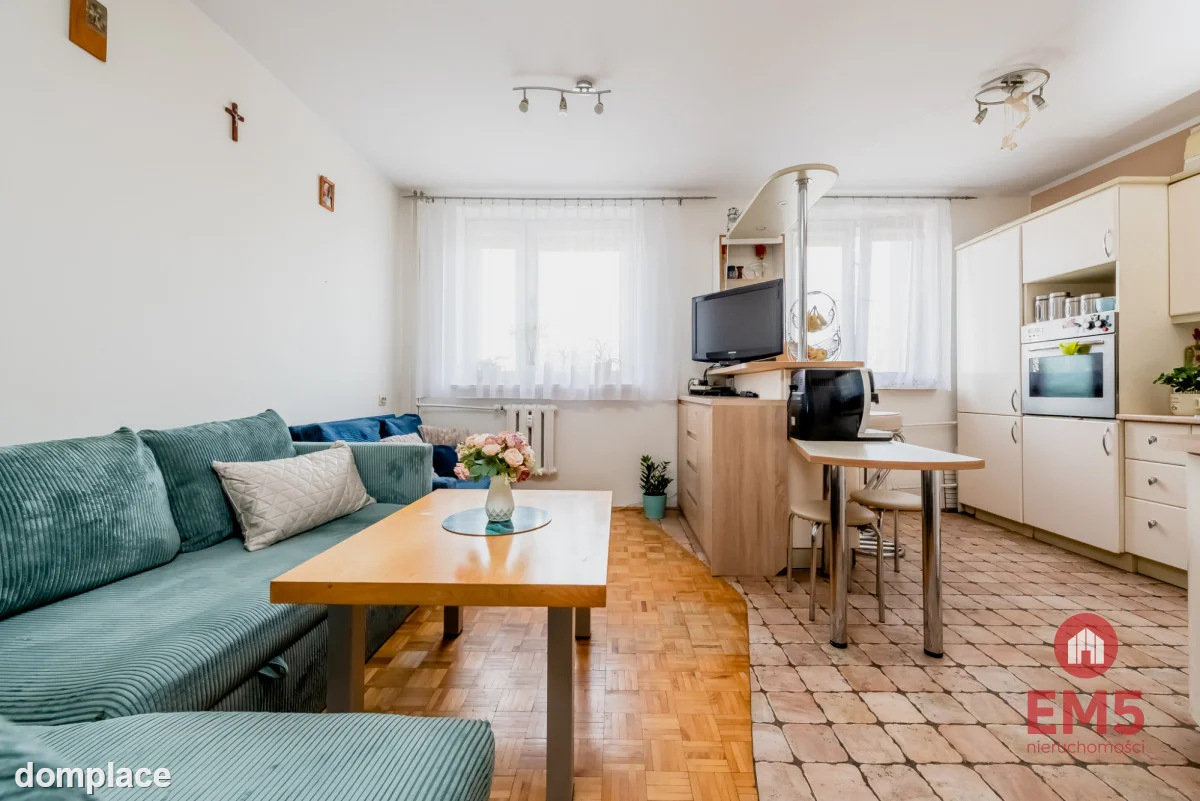 Przestronne 3 pokoje,Leśna Dolina — zdjęcie 2