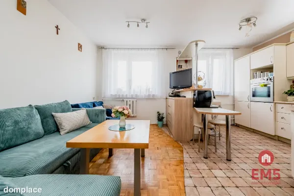 Przestronne 3 pokoje,Leśna Dolina — zdjęcie 2
