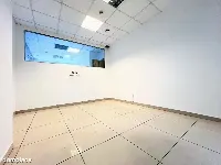 Lokal biurowy w centrum z klimatyzacją — zdjęcie 3