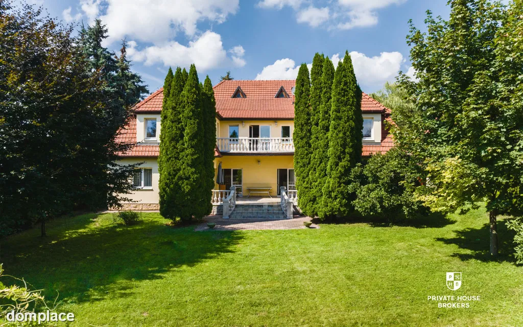 Luksusowa rezydencja 387m² na przestronnej działce