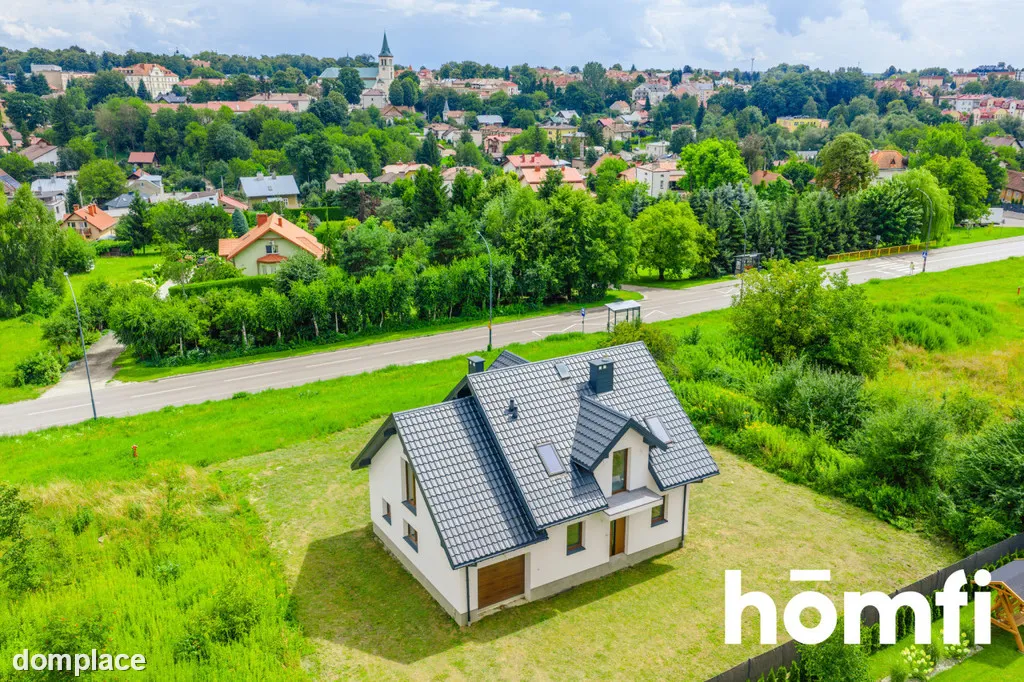 Dom w topowej lokalizacji| Łańcut | garaż