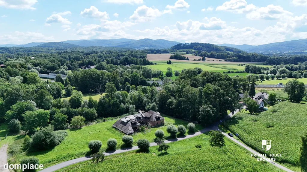 435 m2 | 77 AR | dom - stan surowy | Pogórze