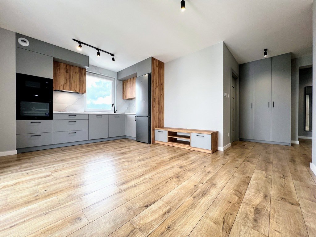 3 pokoje, nigdy niezamieszkiwane, 2 mp