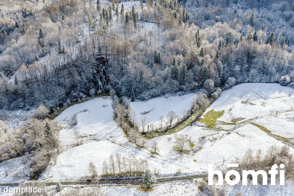 6,86 Ha na sprzedaż Żubracze