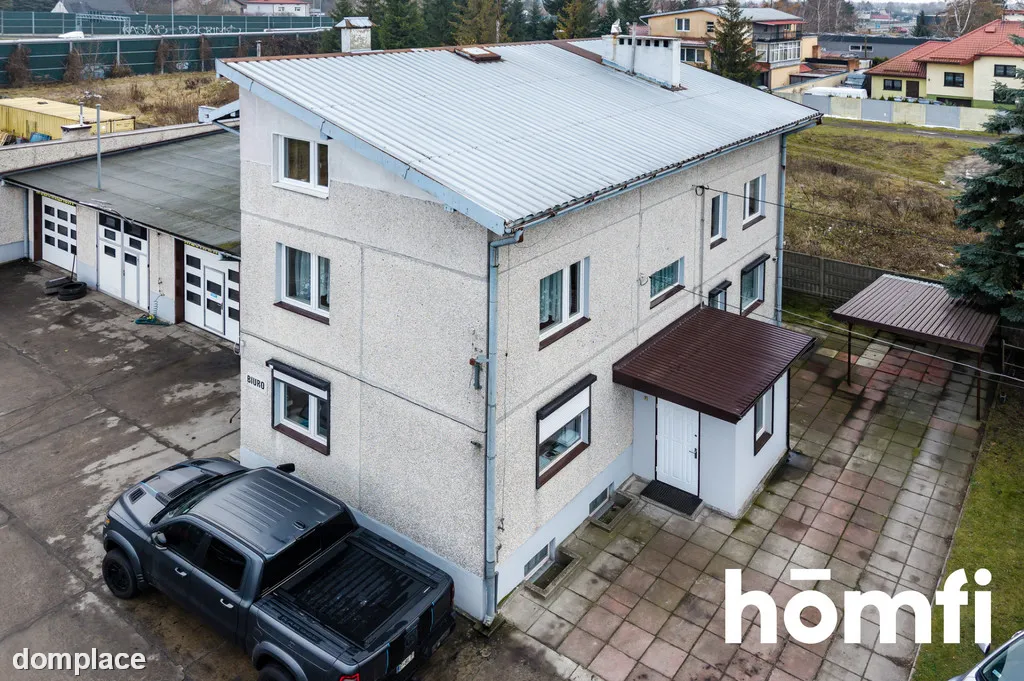 Dom z warsztatem 490 m² przy A1 i Trasie Górnej