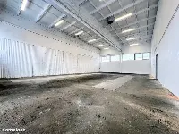 Hala magazynowa z biurem, strefa przemysłowa — zdjęcie 1