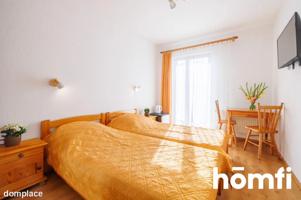 Pensjonat w Krynicy Morskiej 324 m2 - 13 pokoi