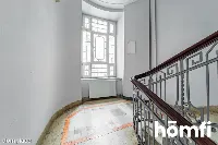 Sztukaterie, wysokie wnętrza i winda | Tuwima 40 — zdjęcie 15
