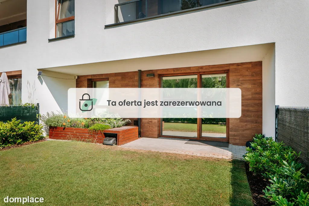 42 m² z ogródkiem i parkingiem. Zimowe Zacisze