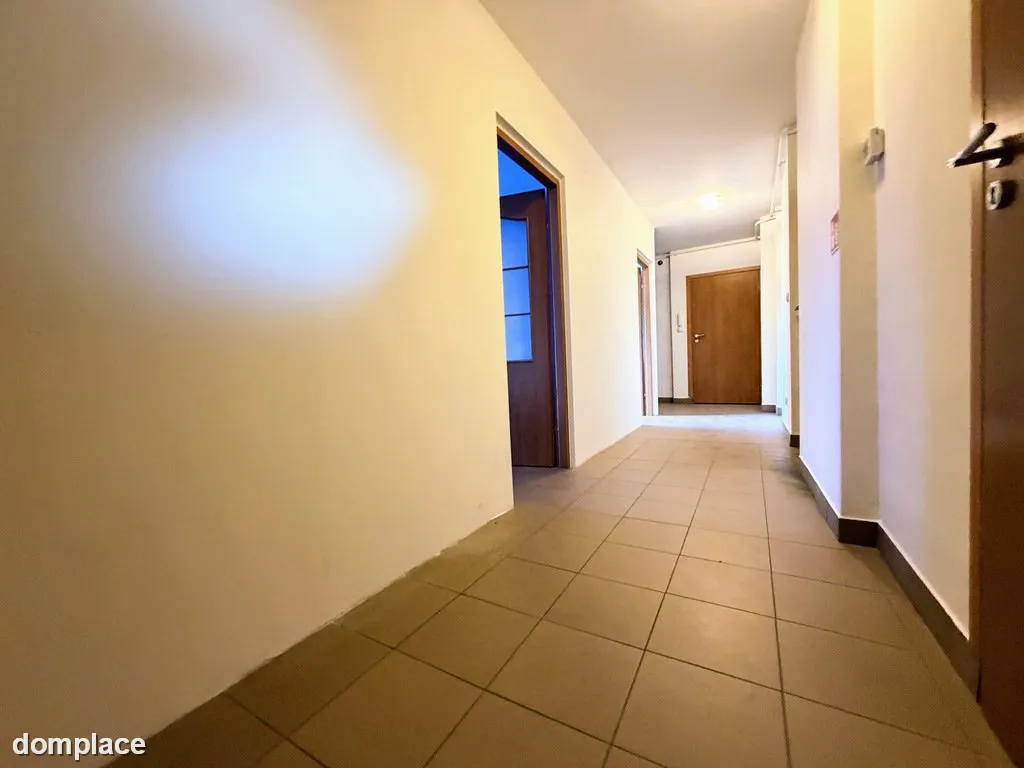 Wolny od zaraz, blisko obwodnicy, parking — zdjęcie 7