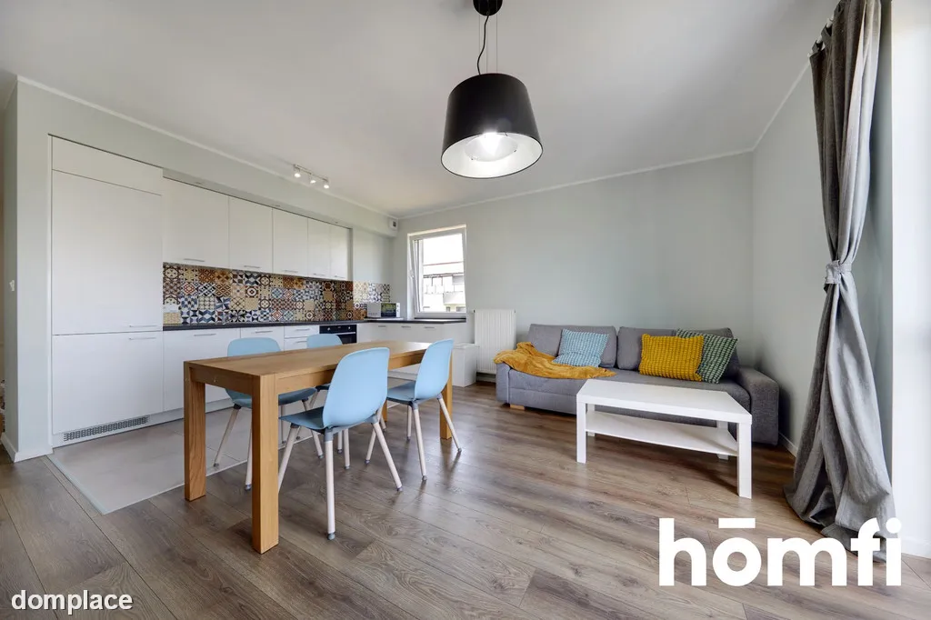 3 pokoje 60 m2 balkon garaż