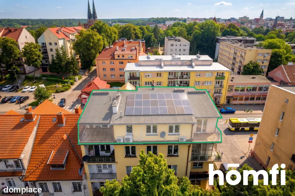 Penthouse z fotowoltaika i szklanym sufitem
