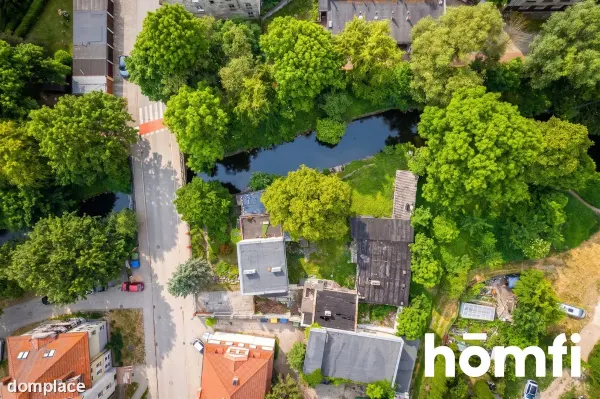 Wolnostojący dom nad rzeką w centrum Ostródy — zdjęcie 3