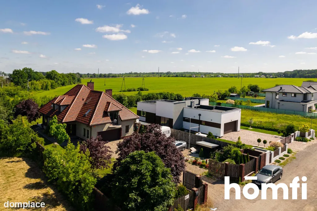 Przestronny dom wolnostojący 296,7 m² z ogrodem