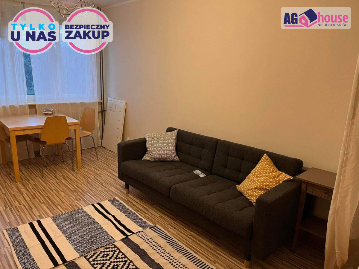 Kawalerka blisko SKM i UG w niskiej zabudowie