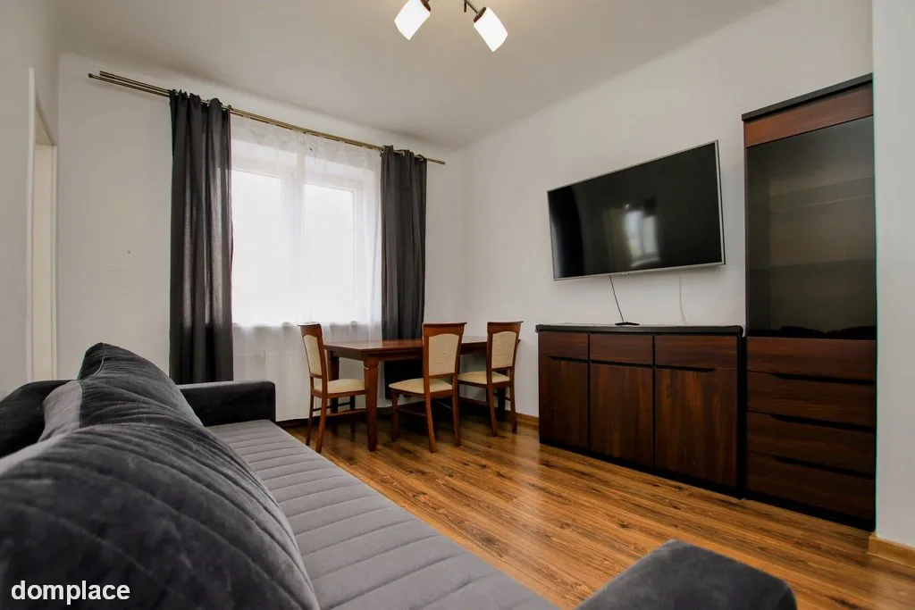 ścisłe centrum, drugie piętro, wolne od zaraz — zdjęcie 4