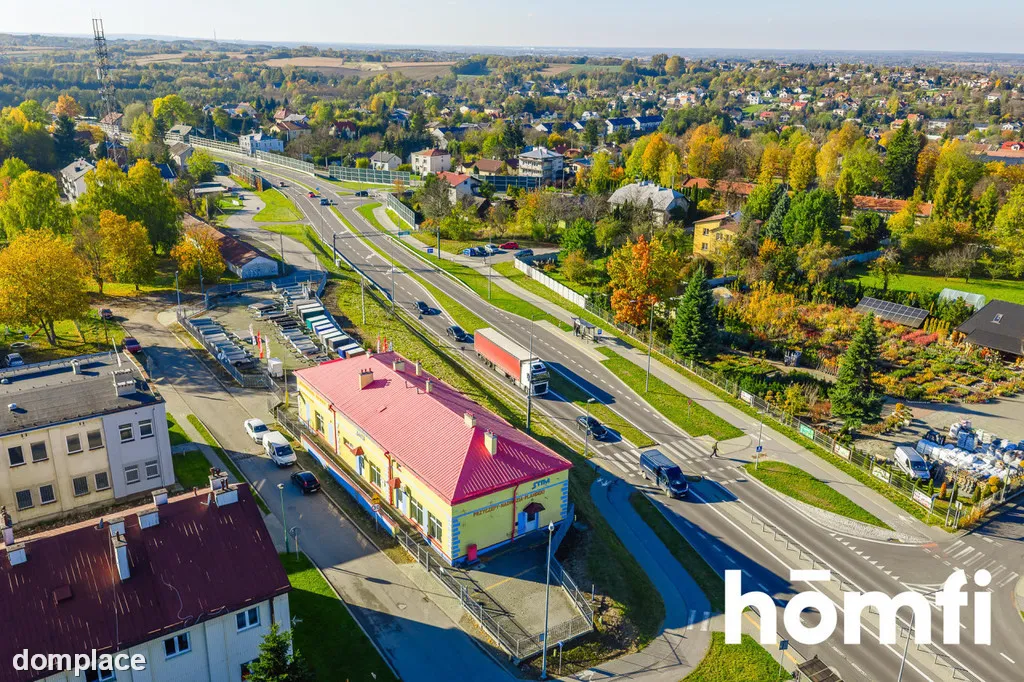 Budynek handlowo-usługowy 292 m²| Parking |