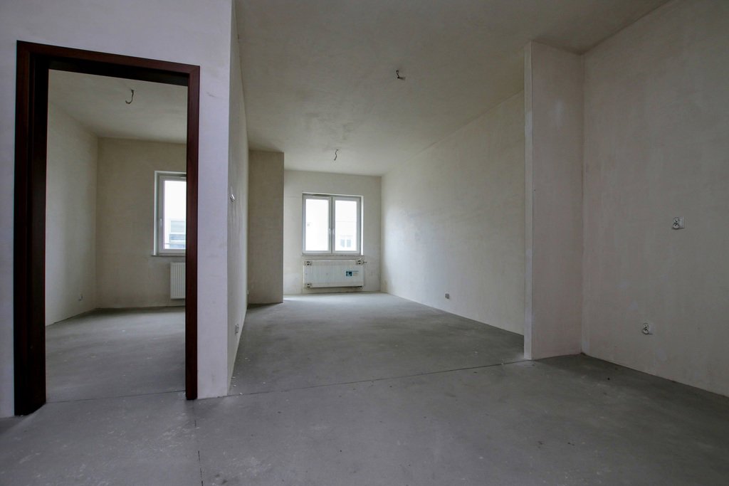 ostatnie piętro, stan deweloperski, balkon