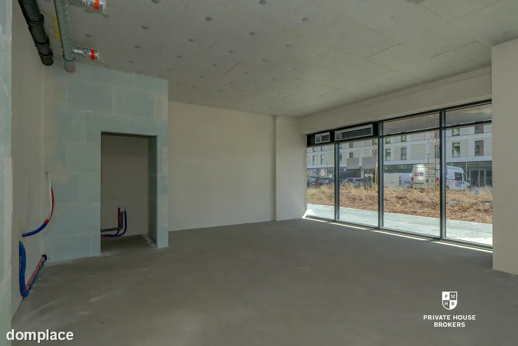 Lokal z ogródkiem Centralna 40 miw