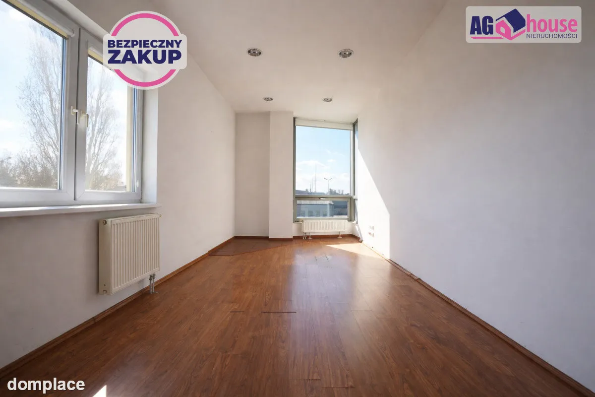 Przestronne biuro 133 m² – 7 pomieszczeń i parking — zdjęcie 9