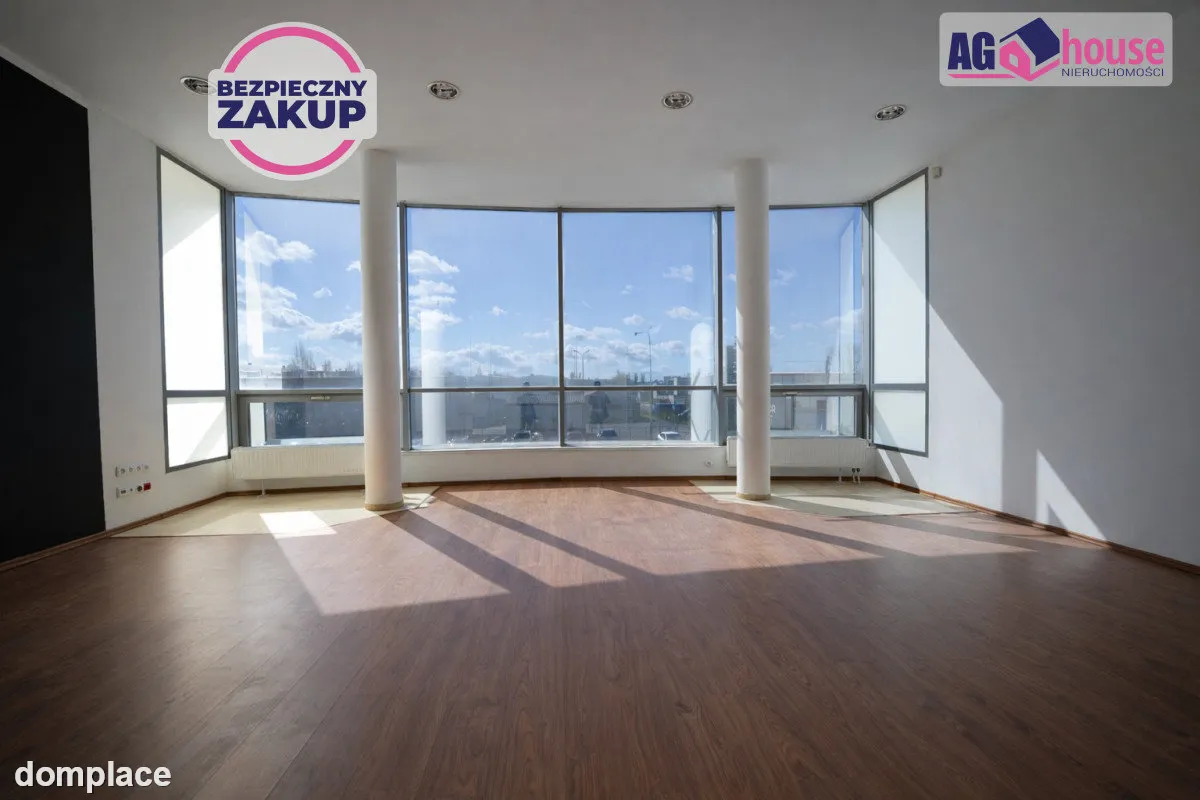 Przestronne biuro 133 m² – 7 pomieszczeń i parking — zdjęcie 2