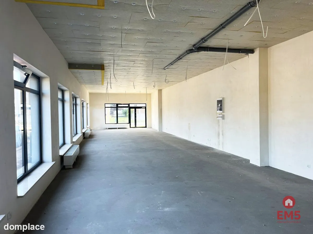 Nowy lokal 180 m2, parter — zdjęcie 4