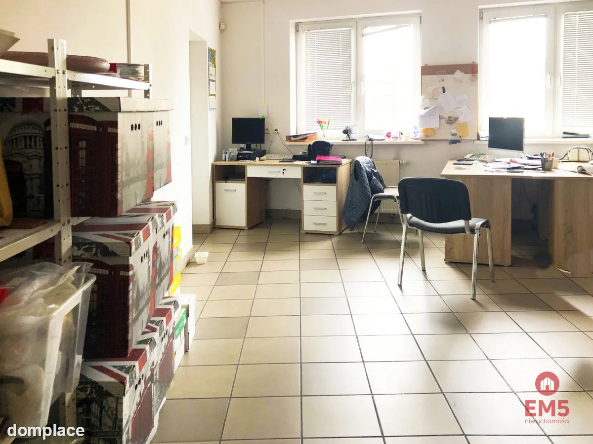 Pow. 1100 m2 przy Parku Handlowym — zdjęcie 11