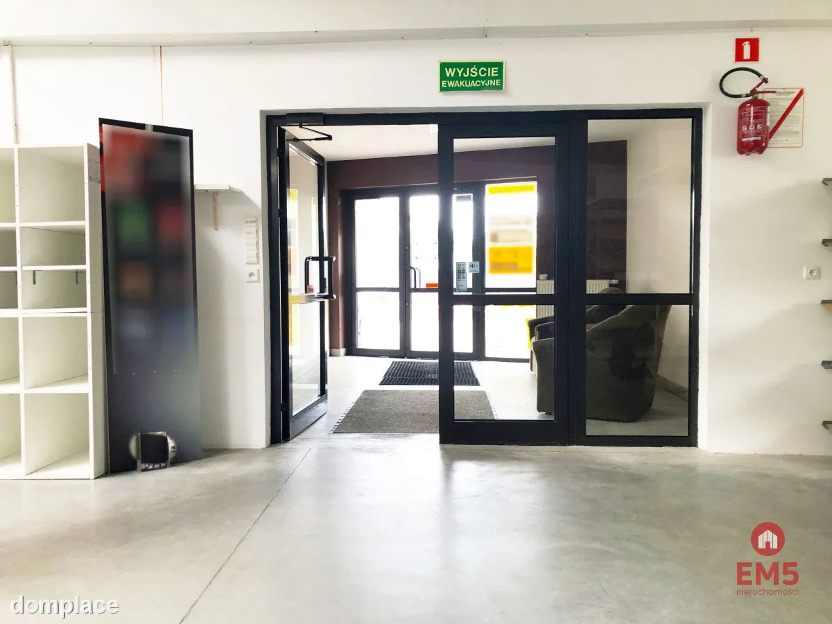 Pow. 1100 m2 przy Parku Handlowym — zdjęcie 8